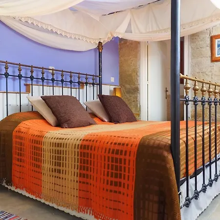 Zoes Traditional Apartments, 3* Larnaca