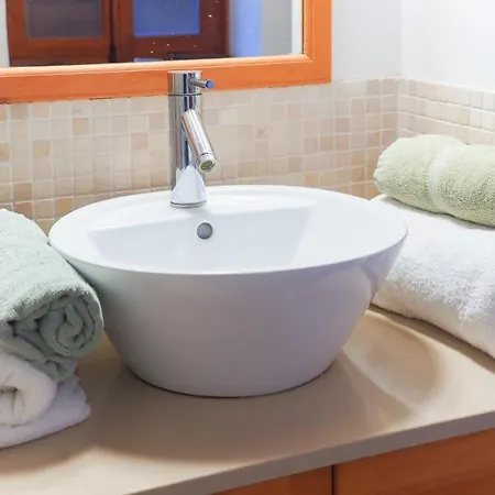 ベッド・アンド・ブレックファスト Zoes Traditional Apartments, ラルナカ